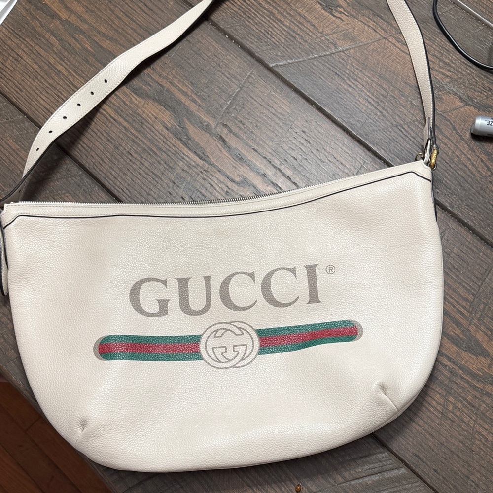 Gucci Cream Leather Shoulder Bag